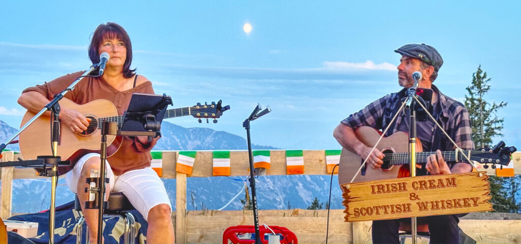 Unternberg Alm Ruhpolding, Irish Cream & Scottish Whiskey, Irish Folk & Scottish Music, Claudia und Tom Bährle, das Irish Folk Duo aus. dem Chiemgau.