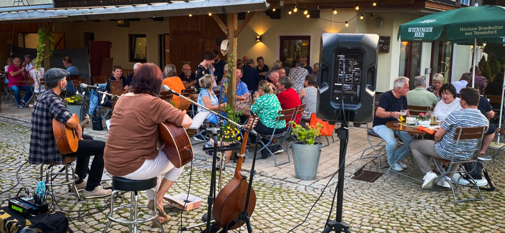 Glusthaferl Inzell, Irish Cream & Scottish Whiskey, Irish Folk & Scottish Music, Bährle Claudia und Tom, Das Folk DUO aus Inzell.