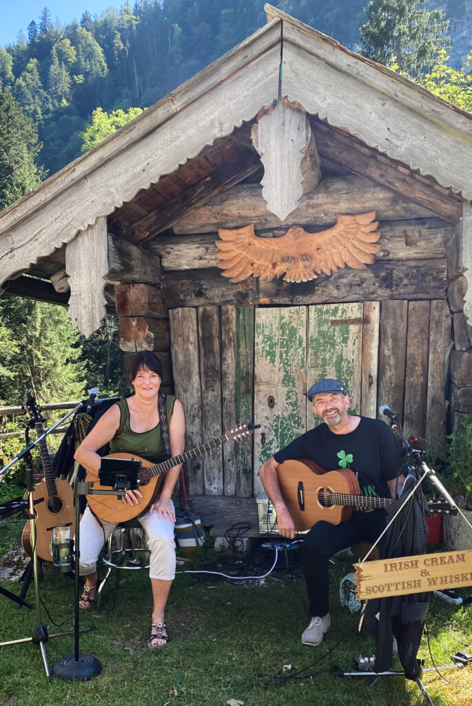 Nesslauer Alm Ruhpolding, Irish Cream & Scottish Whiskey, Irish Folk & Scottish Music auf der Alm, Bährle Claudia und Thomas das Irish Folk Duo aus Inzell,