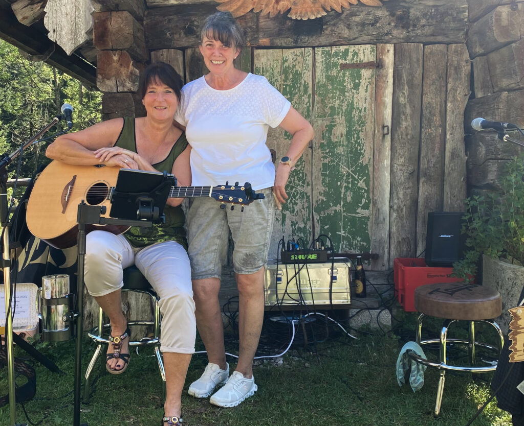 Nesslauer Alm Ruhpolding, Irish Cream & Scottish Whiskey, Irish Folk & Scottish Music auf der Alm, Bährle Claudia und Thomas das Irish Folk Duo aus Inzell,