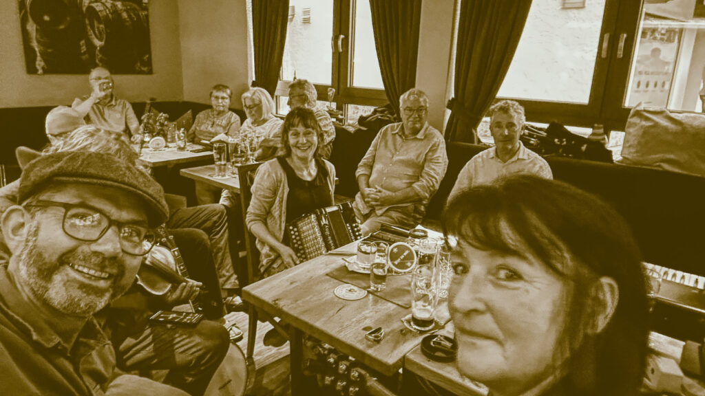 Hotel zur Post Ruhpolding, Bayerisch - Irish Weekend, Irish Cream & Scottish Whiskey, Das Irish Folk Duo aus dem Chiemgau, Irish Folk & Scottish Music.