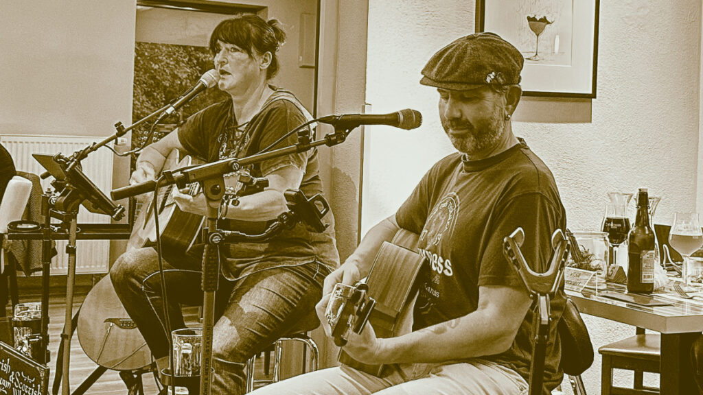 IRISH CREAM & SCOTTISH WHISKEY, Glusthaferl Inzell, Irish Folk & Scottish Music.